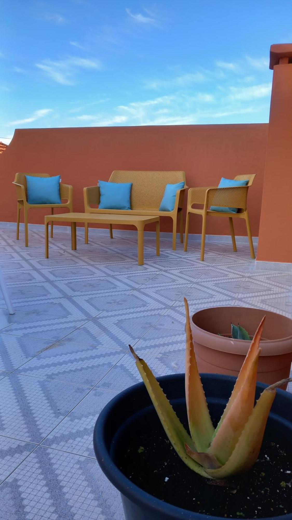 Break Apartment