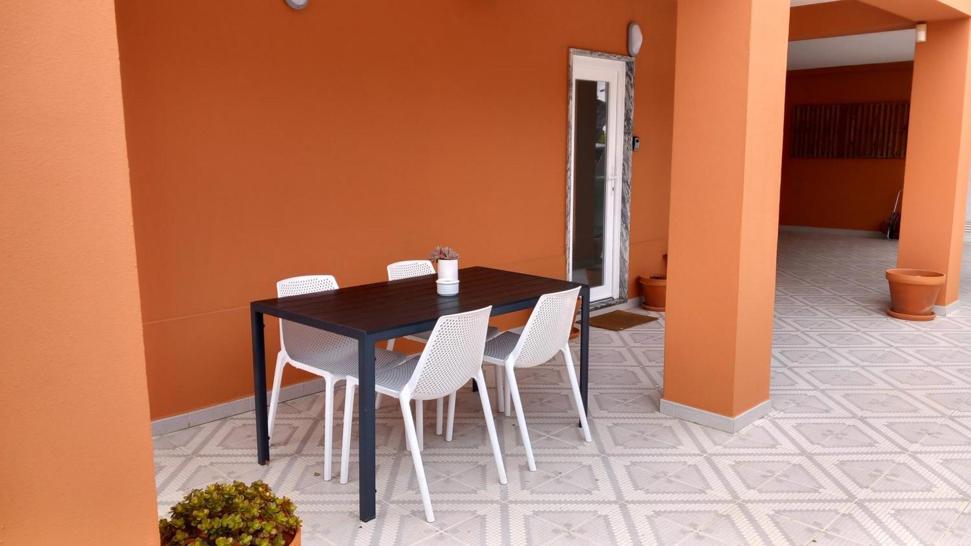 Break Apartment
